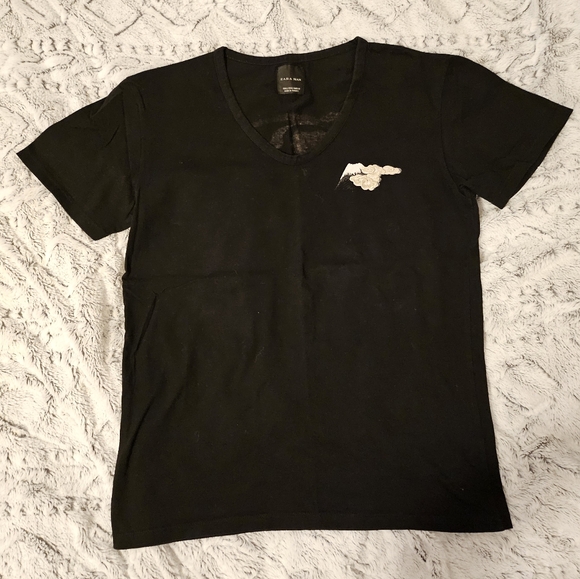Graphic embroidered tee - Picture 1 of 2